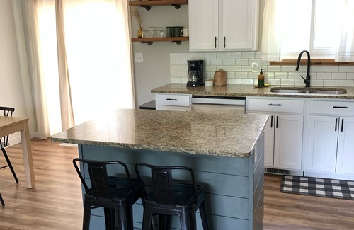 Hillcrest House | Experience the Best of Provo and Orem at Our Stylish and Comfortable VRBO.