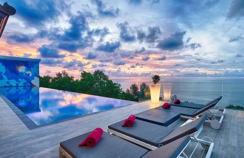 Sa Khu Villa | Experience the Ultimate Holiday while staying in this Luxury Phuket Villa 1032