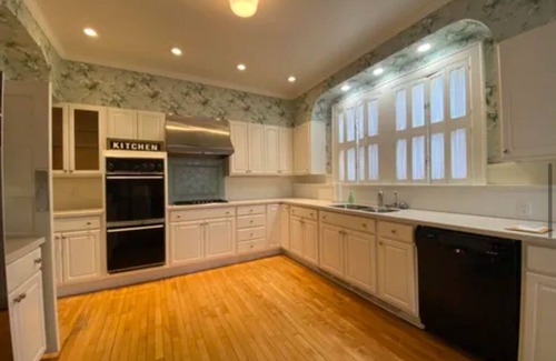 Sault Ste. Marie House | Experience Timeless Elegance at Our Historic Home