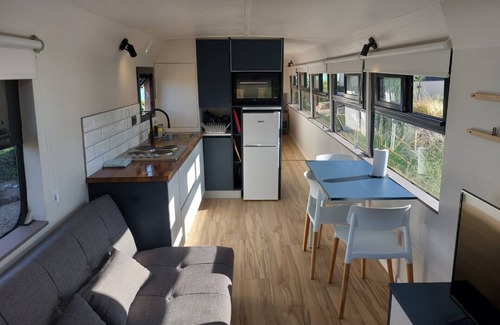Vistalba Apartment | Experience Unique Bus Homes at Bondilodge - Your Perfect Getaway!
