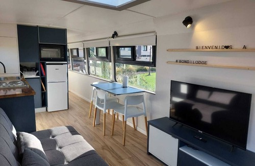Vistalba Apartment | Experience Unique Bus Homes at Bondilodge - Your Perfect Getaway!