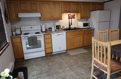 West Yellowstone Condo | Experience Unparalleled Luxury and Convenience at Our Exquisite Condo