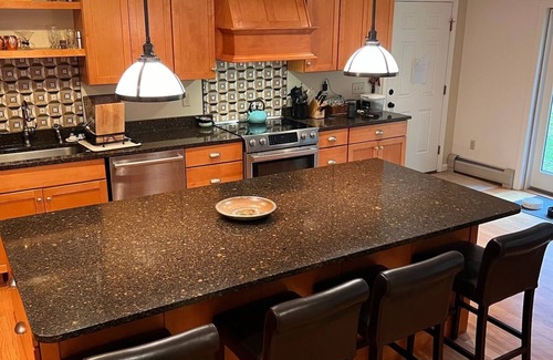 Carrabassett Valley House | Experience Maine's Sugarloaf Mtn. nSki-in, ski-out, 3 bedrooms, 3 bathrooms.