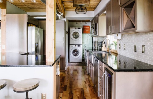 Nellysford House | Experience Wintergreen – Fully Renovated Mountain Retreat with Year Round Views