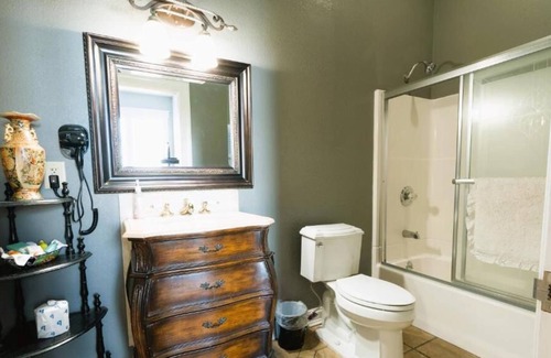 Arcadia Historic District House | Explore Arcadia! Near Arcadia Opera House Museum and Rodeo Arena, Pets Allowed