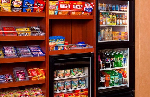 Homewood Apartment | Explore Birmingham's Best! Pet-Friendly, Free Breakfast!