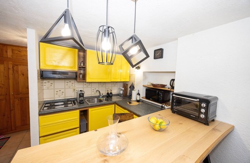 La Salle Apartment | Explore Courmayeur Mont Blanc from Maison Citron (Pet-Friendly!)