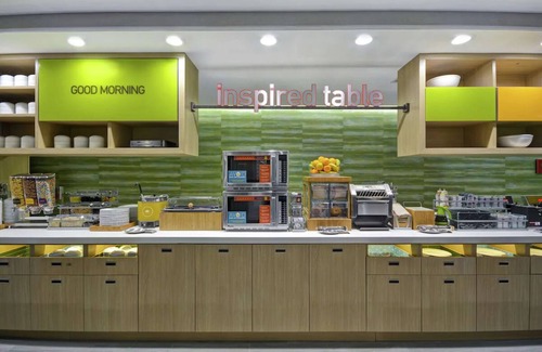 Alpine Center Hotel | Explore, Rest, Enjoy: FREE Breakfast and Parking, Onsite Pool, Pets Allowed
