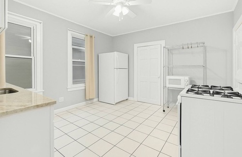 Palmer Square Apartment | Explore the City: Sleek 2BR Gem in North Chicago