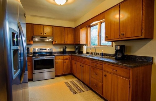 Normalville House | Explore the Laurel Highlands at Mill Run Manor!