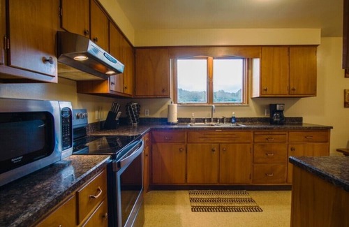 Normalville House | Explore the Laurel Highlands at Mill Run Manor!