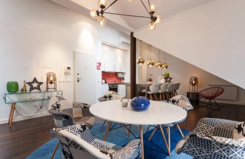 Encarnacao Apartment | Explore Vibrant Lisbon from a Designer Loft at Casa da Barroca