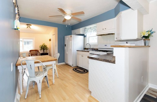 Huron House | Explorer's Cottage at Rye Beach
