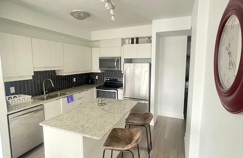 Concord Condo | Expo 2 Condo, Just Under 1000 Sq Ft, 2 Bedroom Plus Den 2 Bath Corner Unit