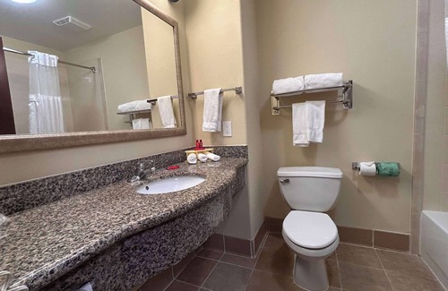 New Llano Hotel | Express Inn Leesville Ft Johnson, SureStay Collection by BW
