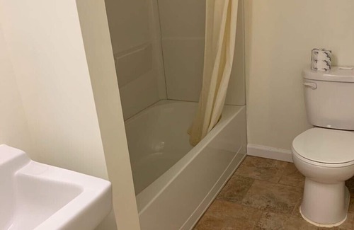 Lakehurst Hotel | Express Inn