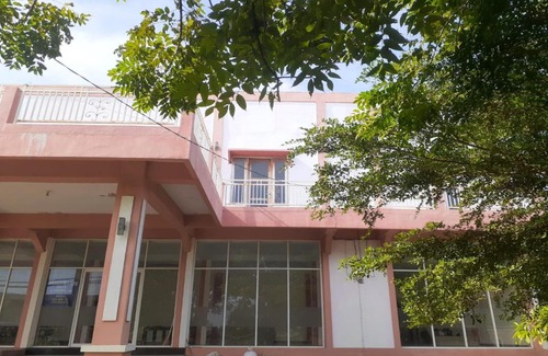 Iboih Hotel | EXPRESS O 91662 Kost Rumah Kaca