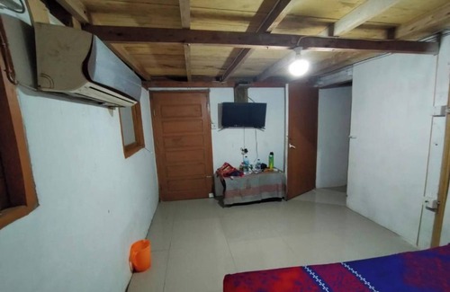 Painan Hotel | EXPRESS O 91702 Mandeh Homestay Syariah Near Bank Nagari PT Bank Pembangunan Daerah (BPD) Sumbar Cabang Painan