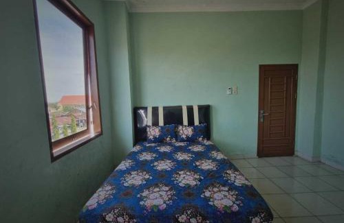 Medan Hotel | EXPRESS O 91979 Penginapan Tondong Ta