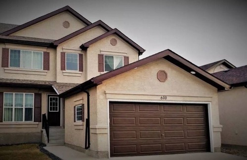 Fort Gary House | Exquisite 2 Bedroom Basement Suite