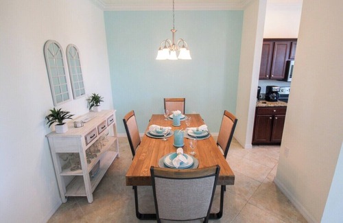 Lakewood Ranch Condo | Exquisite 2 BR/2 BA Lake Front Condo In Lakewood National Golf Club - Precious Gem