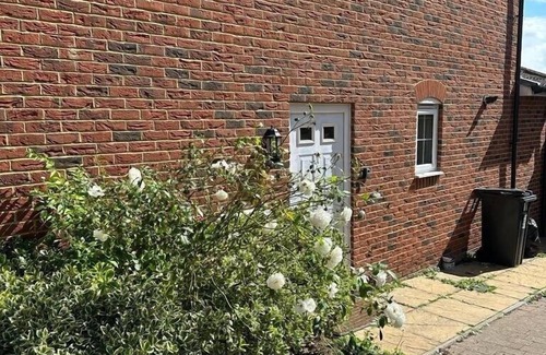 Maidstone House | Exquisite 4 Bed with 2 en-suite
