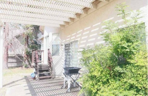 Antelope House | Exquisite Antelope-Indian themed residence is situated in Sacramento, Ca.