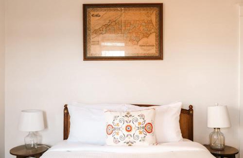 Cole House | Exquisite Craftsman - RiNo&Cole - Backyard Garden