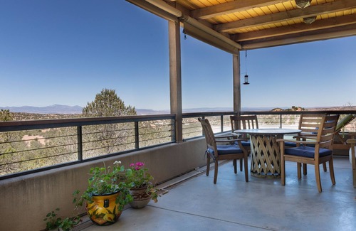 Tesuque House | Exquisite Panoramic Views From This Elegant, Modern Ridge-top Adobe Casita