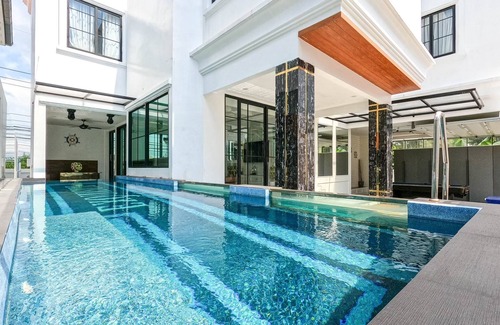 Nong Prue Villa | Exquisite Pool Villa I