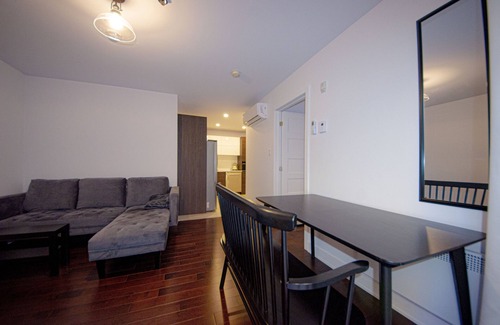 Cote-Des-Neiges—Notre-Dame-De-Grace House | Exquisite !*private terrace*gym* 1bedroom, parking