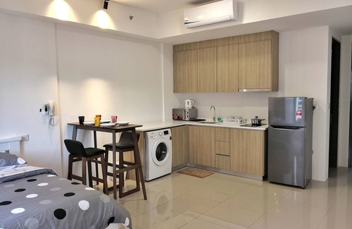 Downtown George Town Apartment | Exquisite Studio Suite @ Tropicana 218