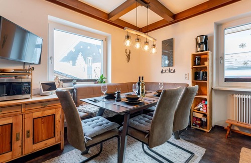 Schonbach Apartment | Extremely tasteful flat with sauna