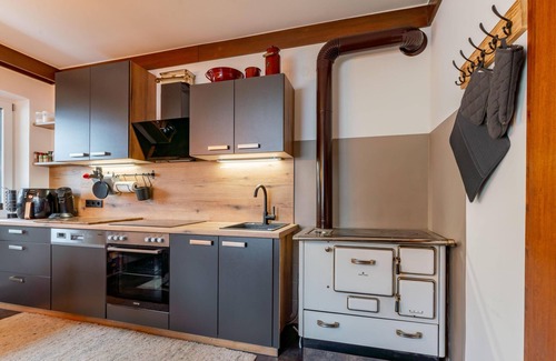 Schonbach Apartment | Extremely tasteful flat with sauna
