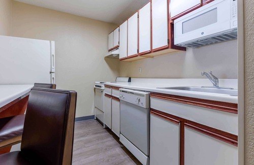 St. Johns Hotel | Extended Stay America Austin Metro