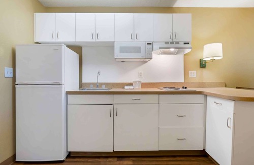 Country Club Plaza Area Hotel | Extended Stay America Suites Kansas City Country Club Plaza