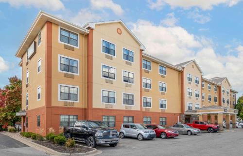 Crosswoods Hotel | Extended Stay America Select Suites - Columbus - Worthington