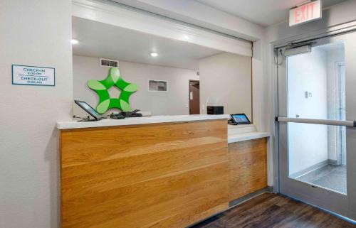 Melbourne Hotel | Extended Stay America Select Suites - Melbourne - West Melbourne