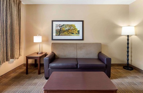 Urbandale Hotel | Extended Stay America Select Suites - Des Moines - Urbandale