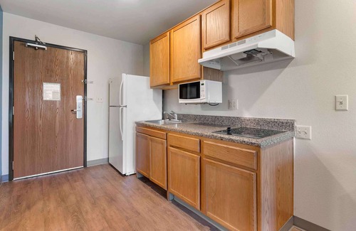 Orlando Hotel | Extended Stay America Select Suites - Orlando - South
