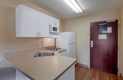 Buford Highway Hotel | Extended Stay America Select Suites - Atlanta - Clairmont