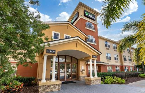 Fairvilla Hotel | Extended Stay America Select Suites - Orlando - Maitland - Summit Tower Blvd