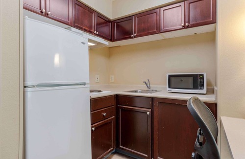 Fairvilla Hotel | Extended Stay America Select Suites - Orlando - Maitland - Summit Tower Blv