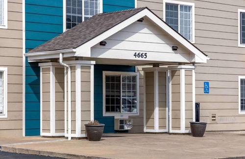 Wichita Hotel | Extended Stay America Select Suites - Wichita - South