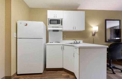 McNeil Hotel | Extended Stay America Select Suites - Austin - Northwest - Lakeline Mall