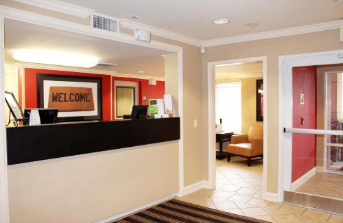Brookfield Hotel | Extended Stay America Suites - Milwaukee - Brookfield