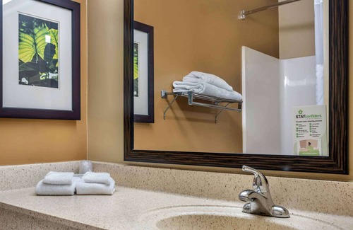 Clearwater Hotel | Extended Stay America Suites St Petersburg Clearwater ExecDr