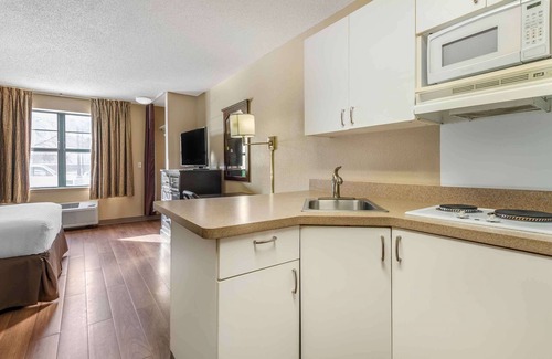 Maple Grove Hotel | Extended Stay America Suites Minneapolis Maple Grove