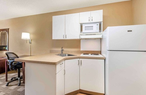 Maple Grove Hotel | Extended Stay America Suites Minneapolis Maple Grove