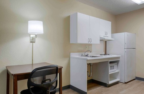 Piscataway Hotel | Extended Stay America Suites Piscataway Rutgers University